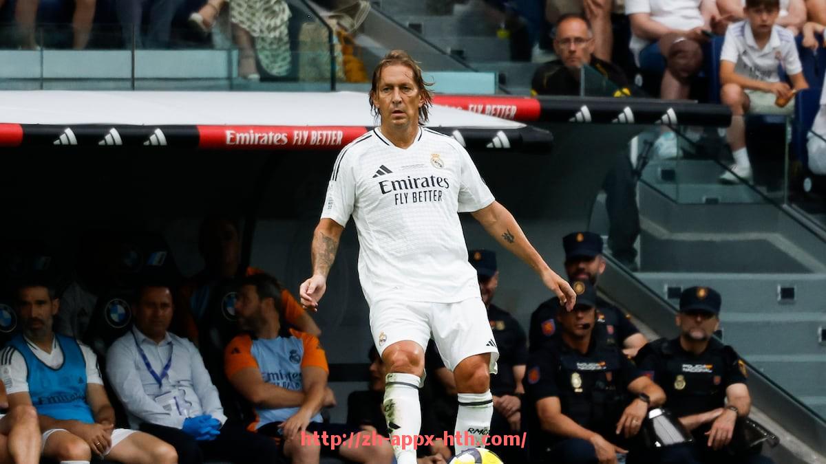 华体会hth官方网站下载-西甲联赛13-14赛季：2013-2014赛季西甲联赛的精彩比赛与回顾